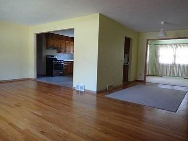 5033 Regent St - Photo 7 of 8