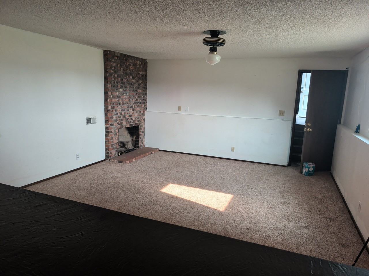 3808 N Garry Rd - Photo 3 of 5