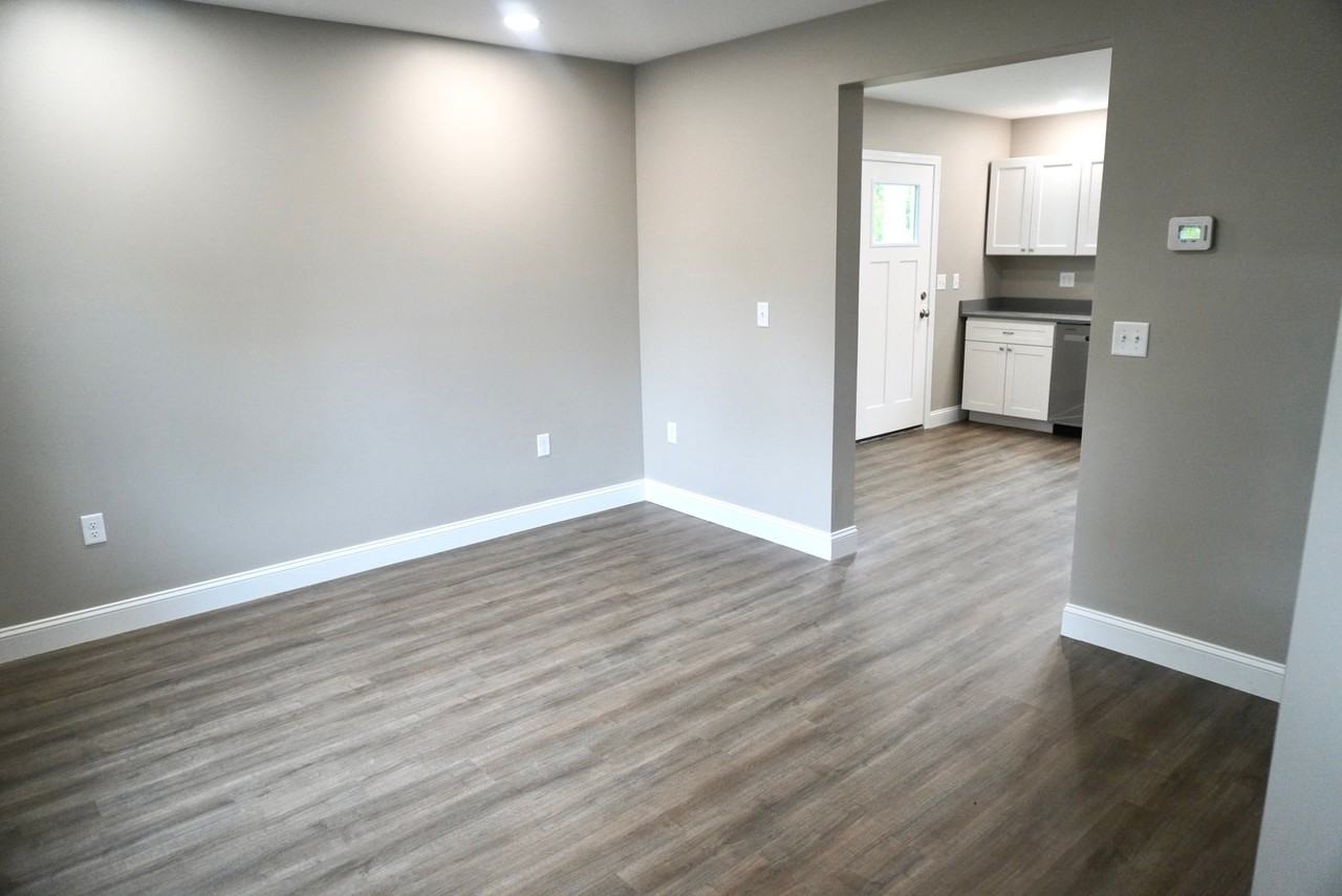 371 Lincoln St #1A - Photo 5 of 15