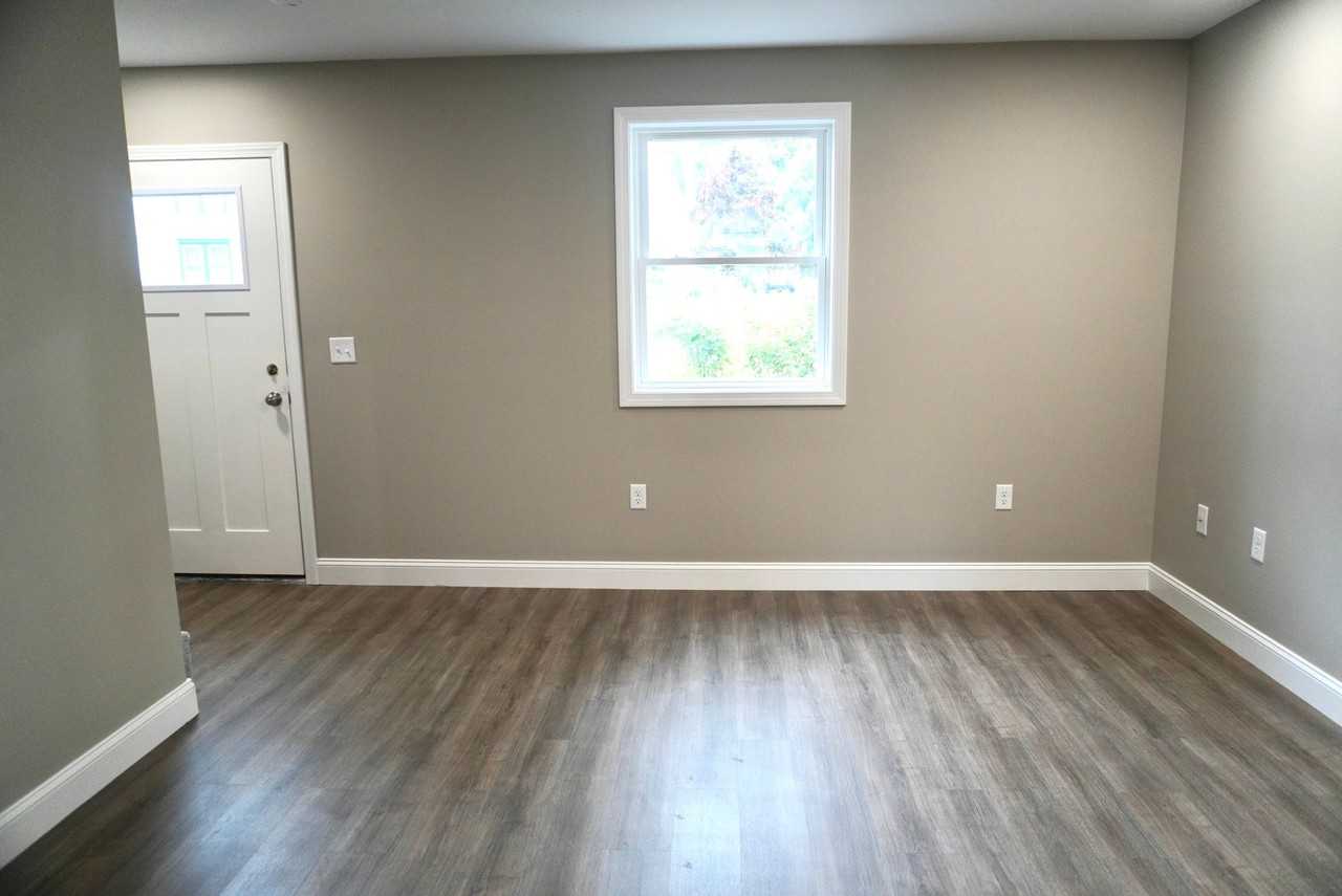 371 Lincoln St #1A - Photo 6 of 15