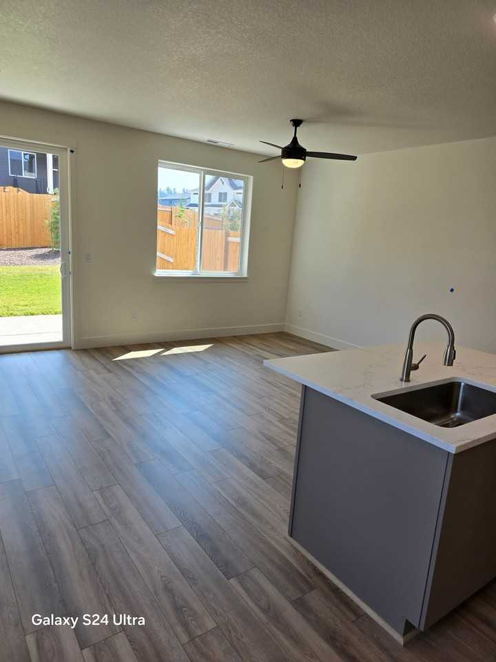 16122 Barlow Trail Ln - Photo 3 of 12
