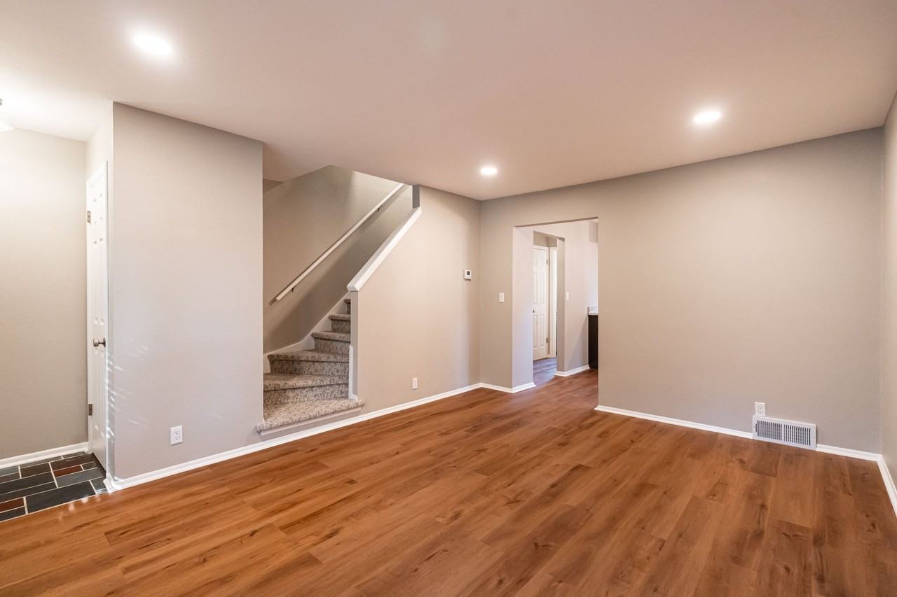 4956 W Midland Dr #4956 - Photo 4 of 19