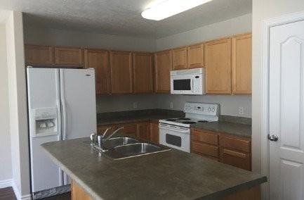 3309 W Upper Huntly Way - Photo 3 of 9