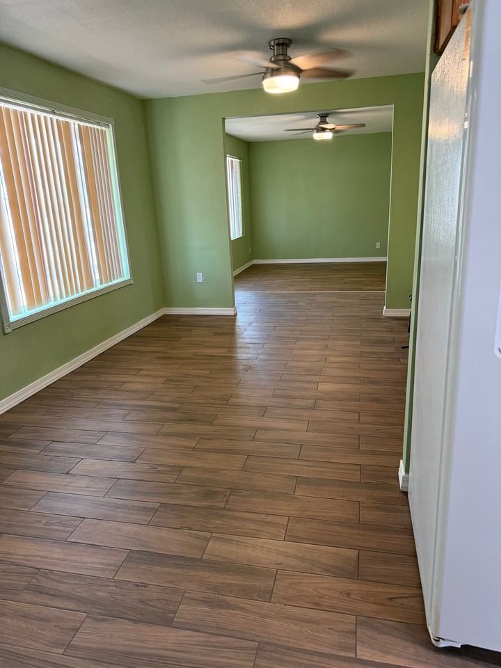 2513 E Marilyn Rd - Photo 4 of 12