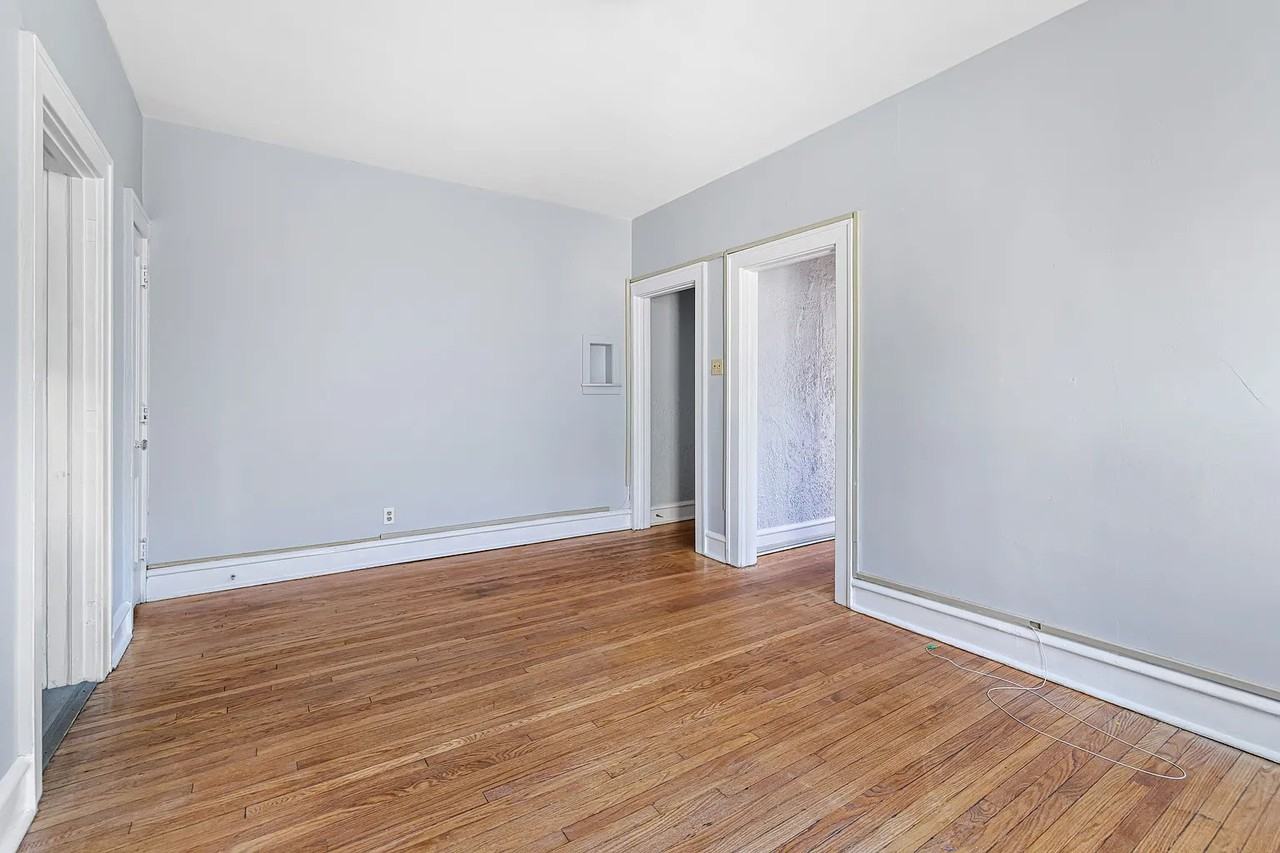 109 Chesnut St #1 - Photo 6 of 12