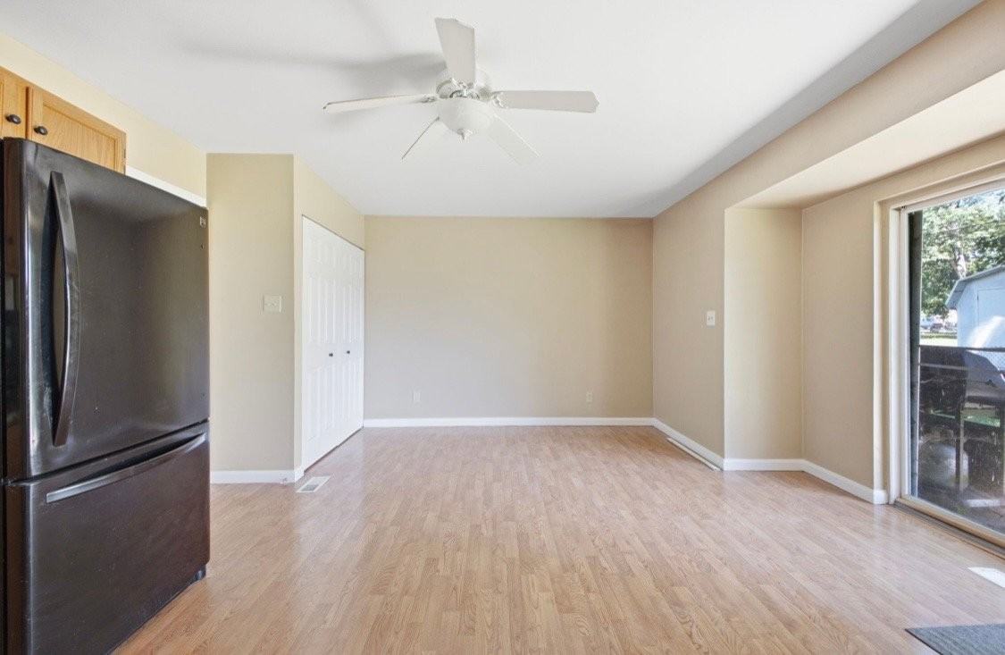 510 W Market St - Photo 7 of 20