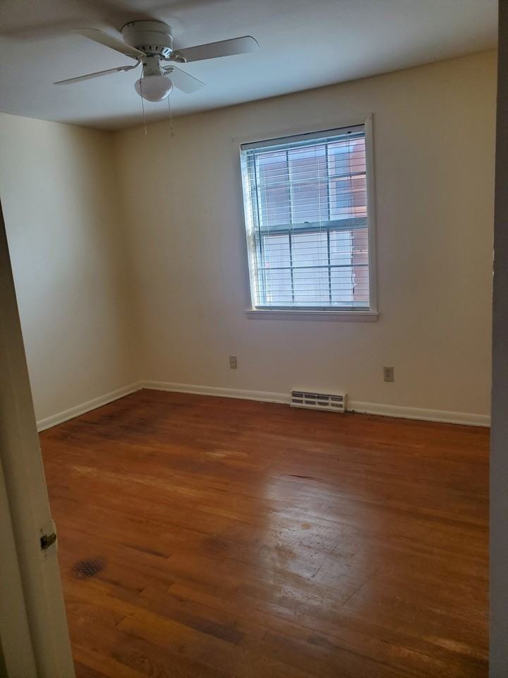 1258 E Elm St #2 - Photo 6 of 6