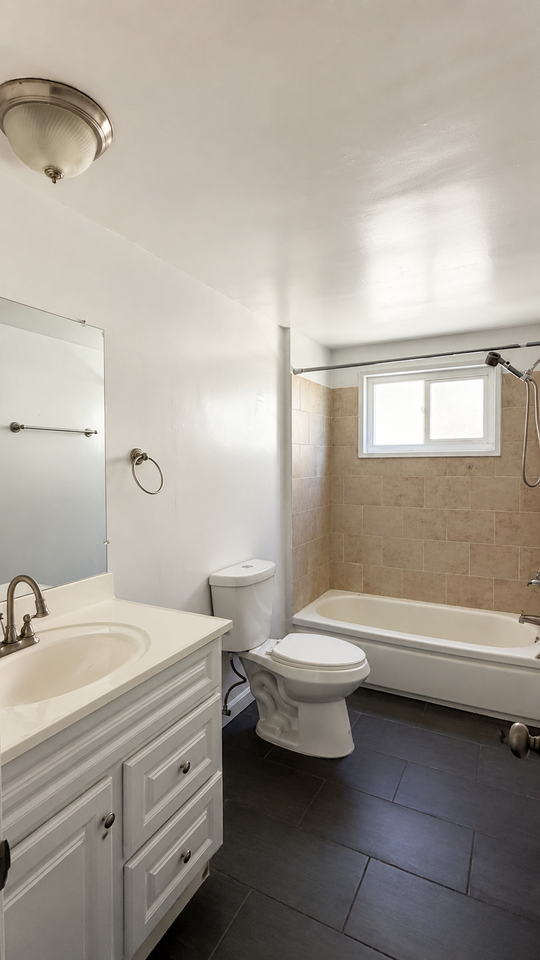 4911 Laurel Canyon Boulevard #6 - Photo 6 of 6