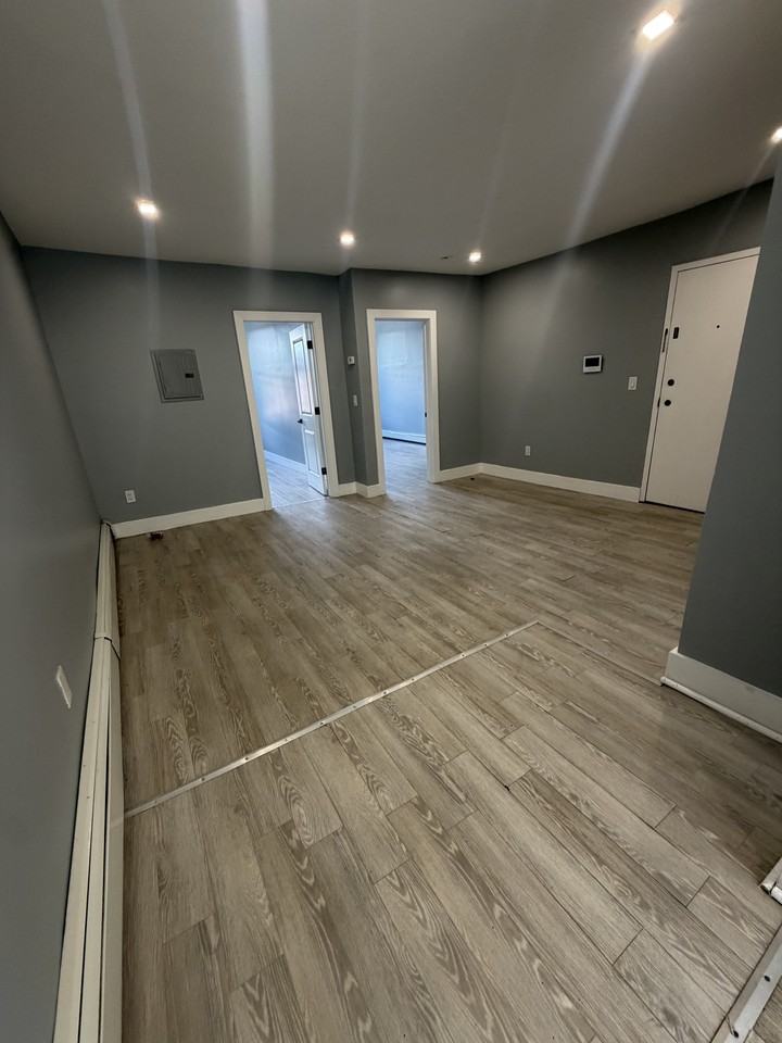 28 Dales Ave #3 - Photo 2 of 8