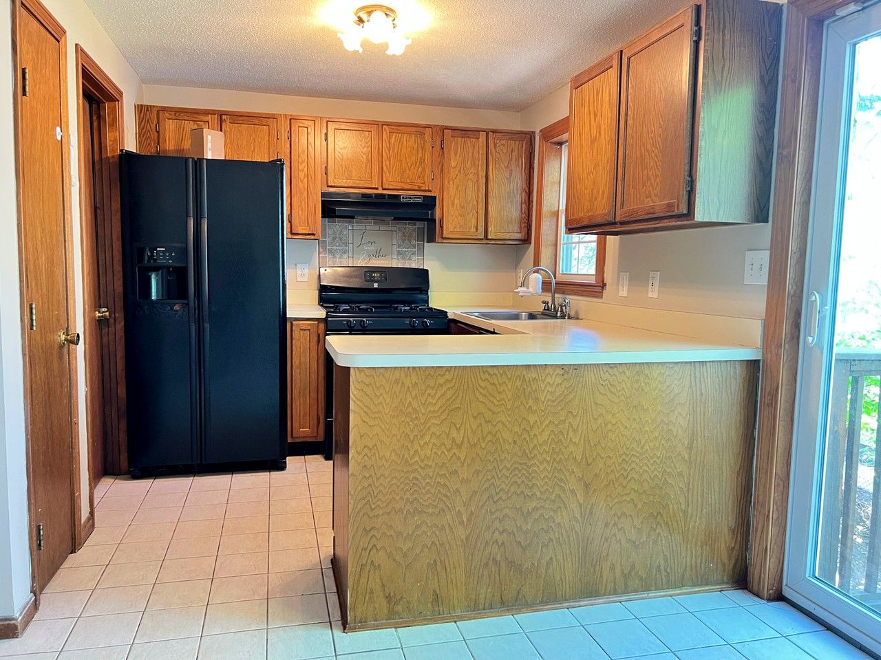 80 Smith St #2A - Photo 2 of 10
