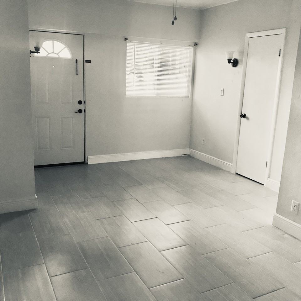 1005 Vine St #B - Photo 2 of 16