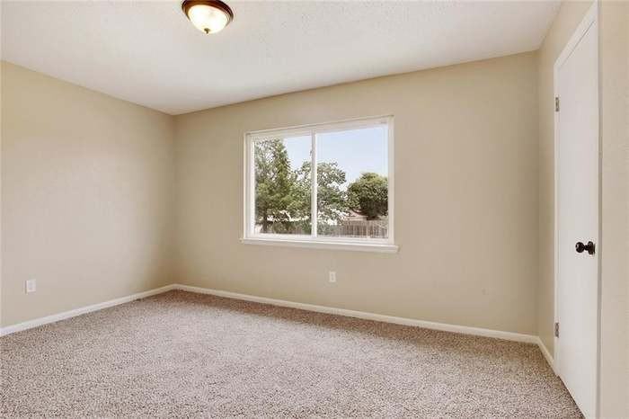 2713 Chinkapin Ct #NA - Photo 6 of 14