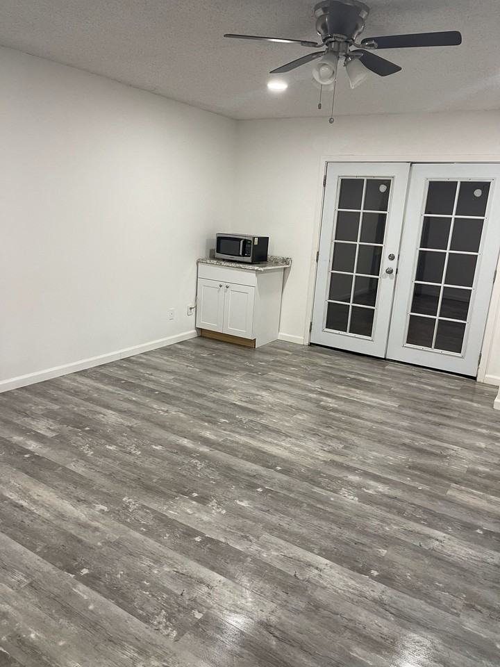 9430 Glade Ave #NA - Photo 4 of 17