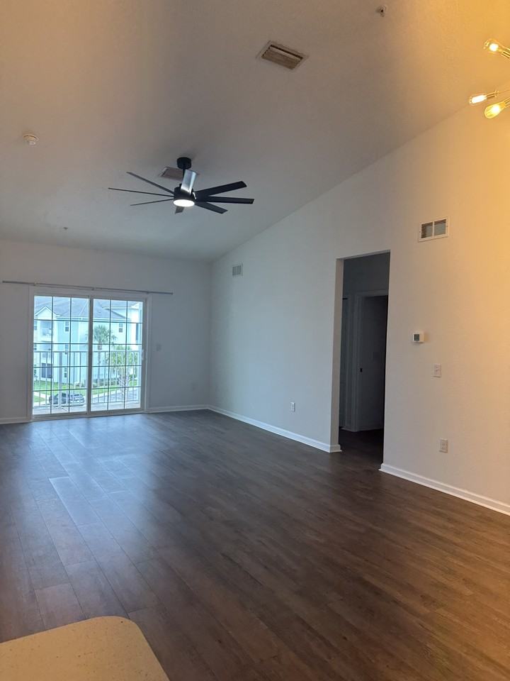 4932 Key Lime Dr #307 - Photo 3 of 29