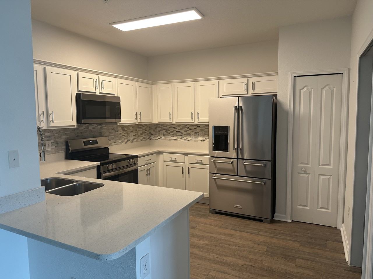 4932 Key Lime Dr #307 - Photo 6 of 29