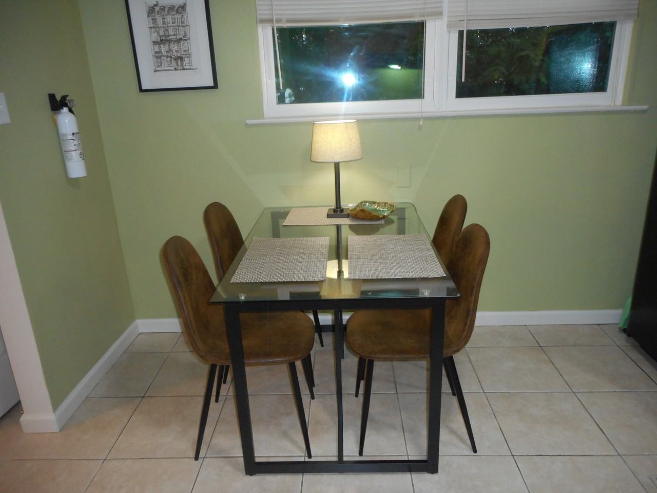 663 Terrace St #B - Photo 6 of 17