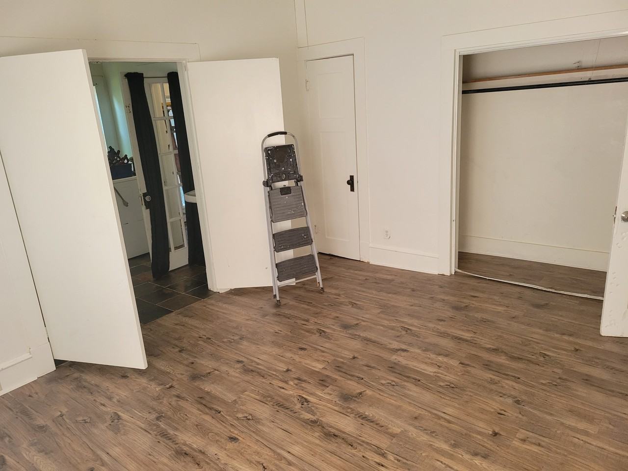 606 E Avenue C #NA - Photo 4 of 21