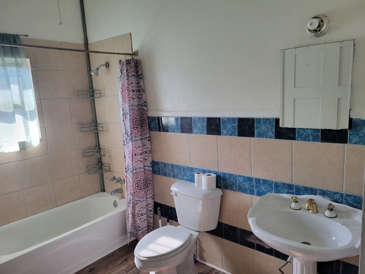 606 E Avenue C #NA - Photo 5 of 21