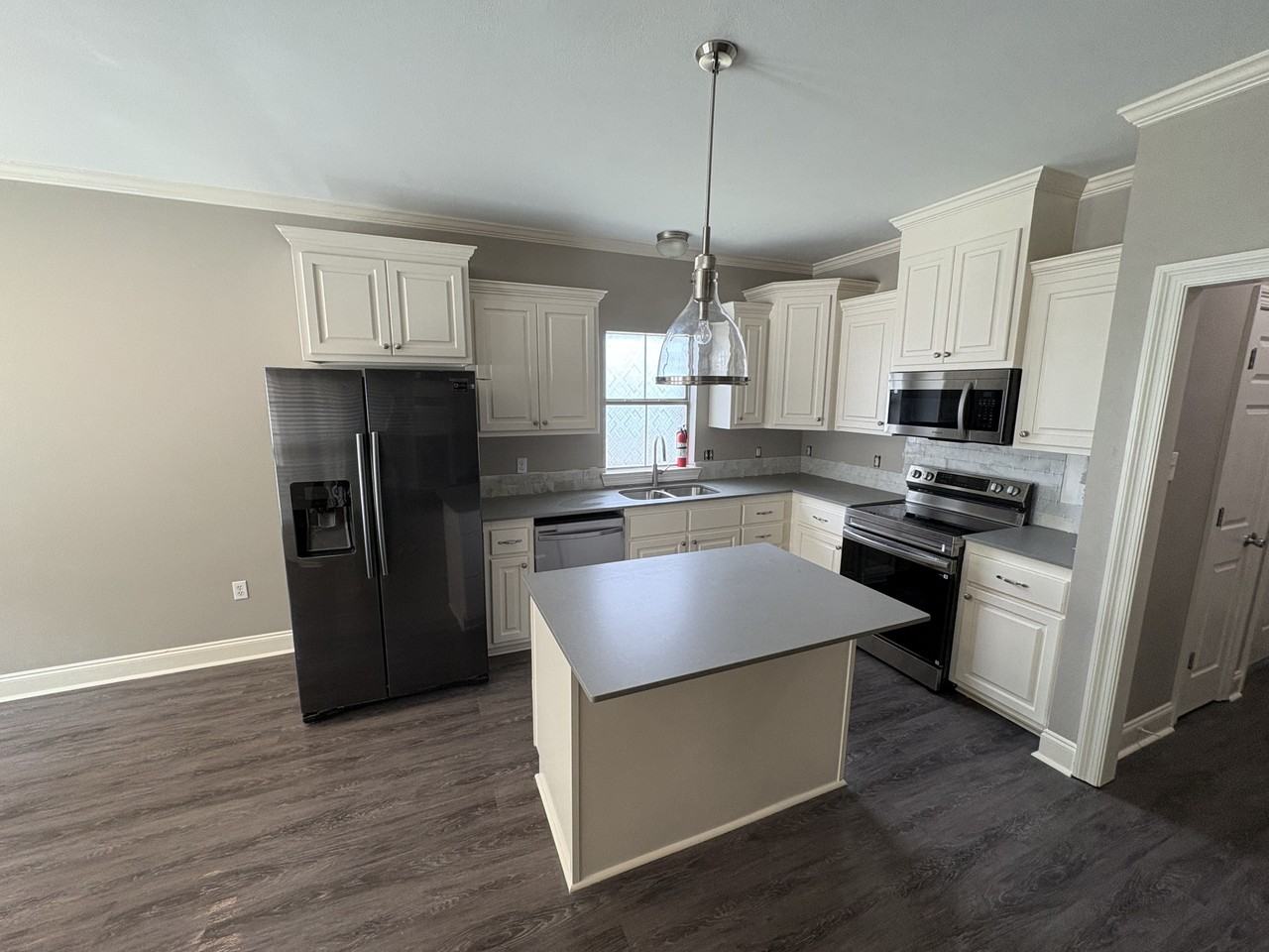 7956 Tuscan Dr #NA - Photo 3 of 11
