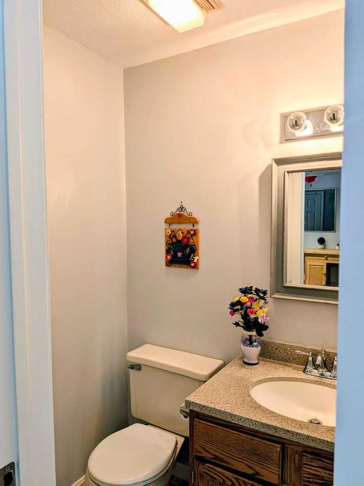 804 Pinewood Dr #804 - Photo 6 of 21