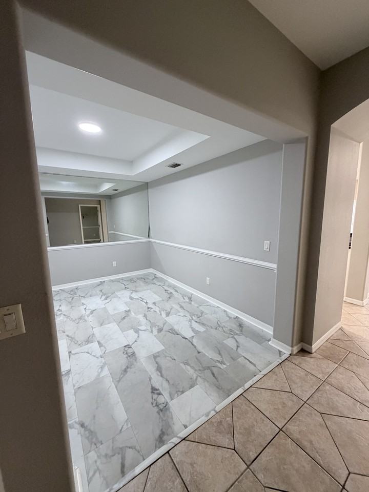 3806 Sw 15th Pl #NA - Photo 3 of 16
