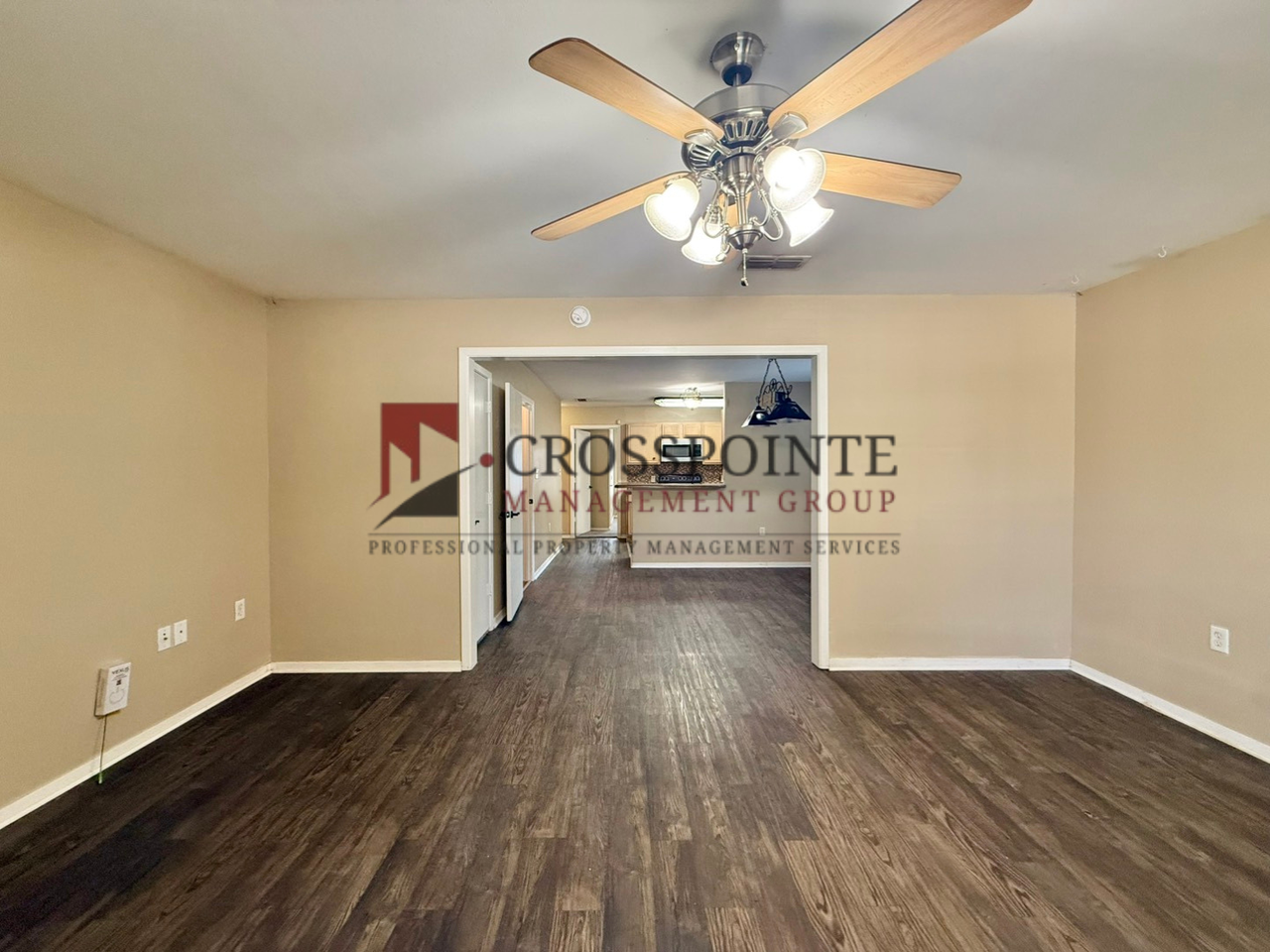 211 Willowbrook Ln - Photo 3 of 19