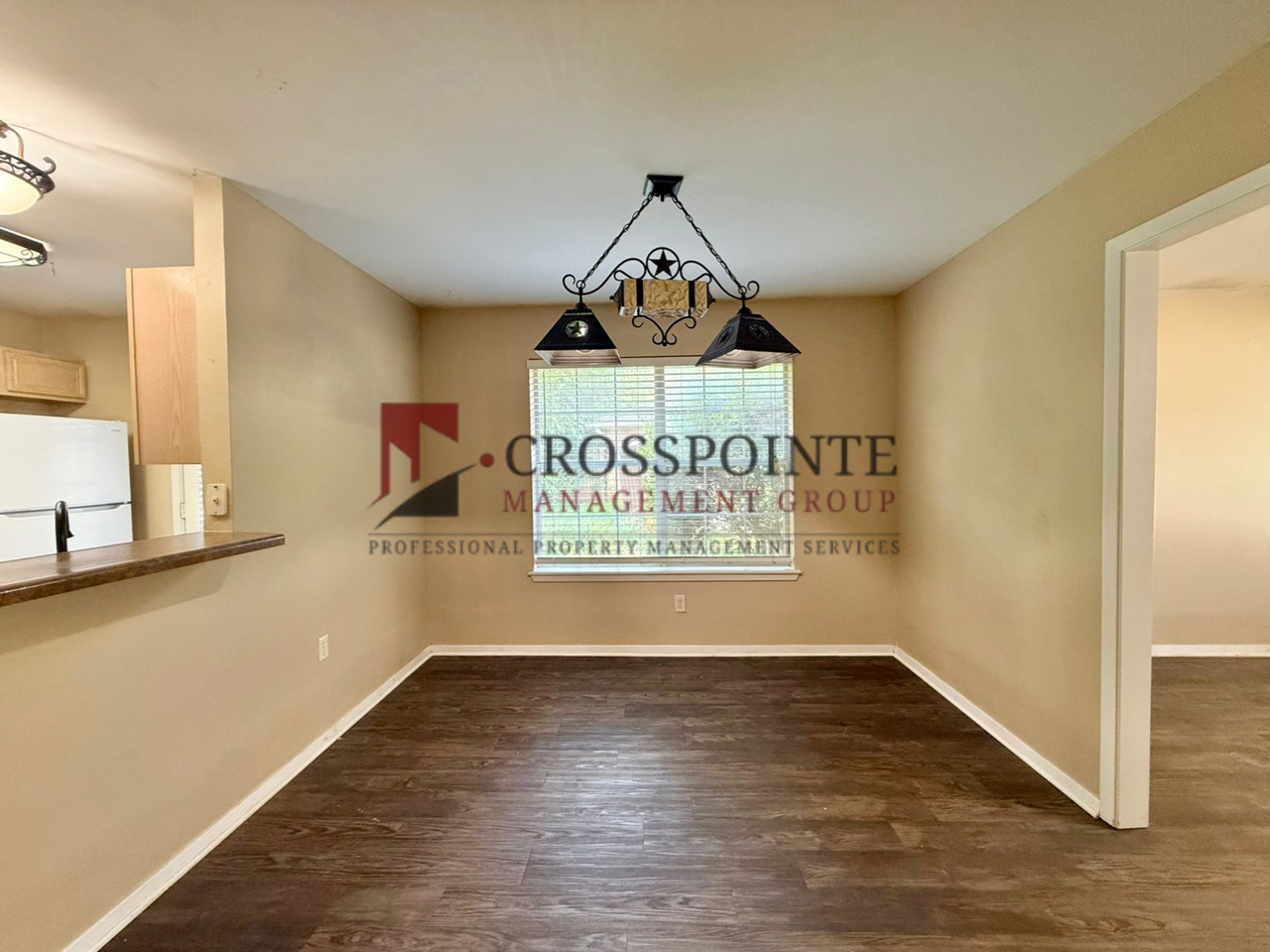 211 Willowbrook Ln - Photo 4 of 19