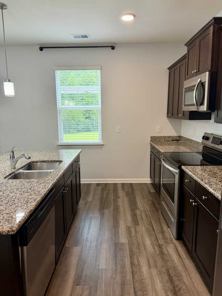74 Parkside Dr #NA - Photo 6 of 23