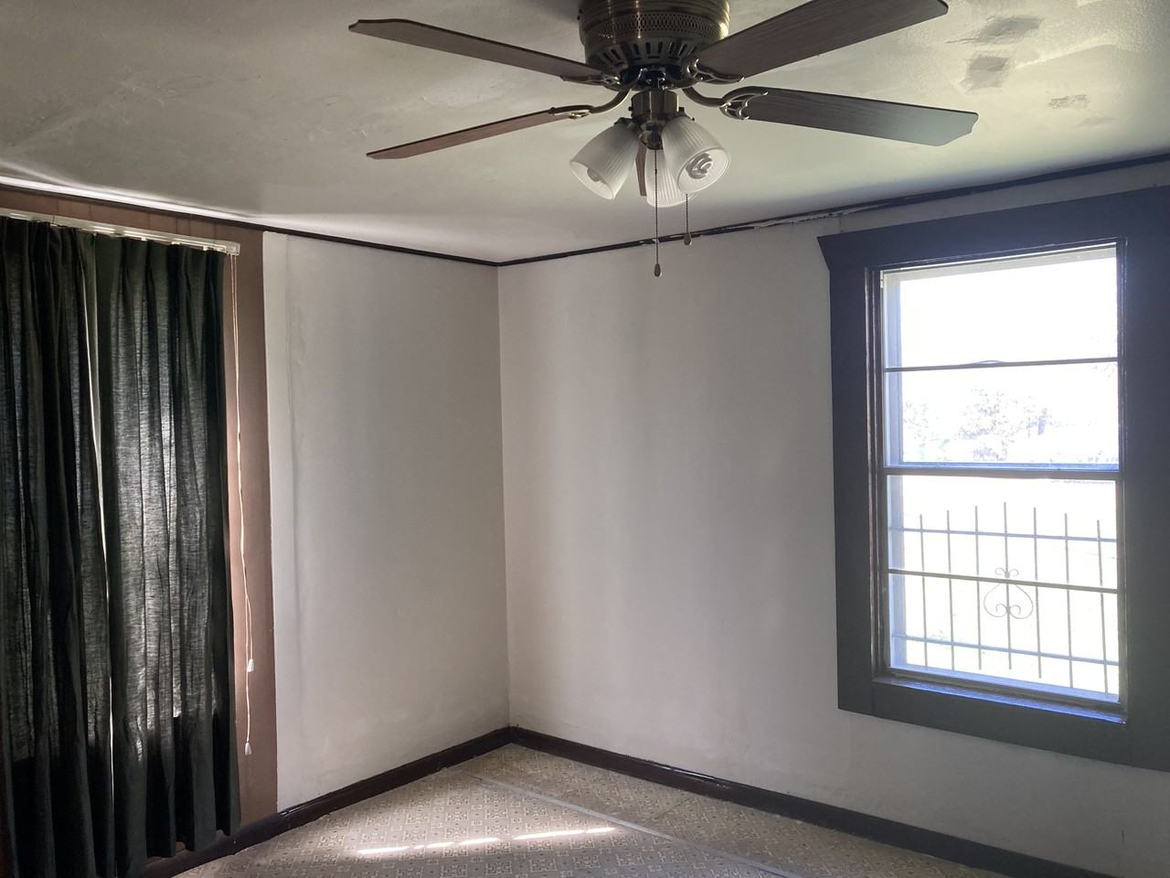 1106 W 21st St #NA - Photo 5 of 17