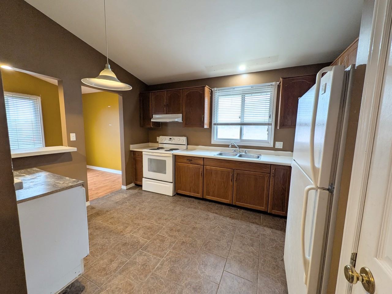 7622 Chorozy Street #Main - Photo 2 of 10