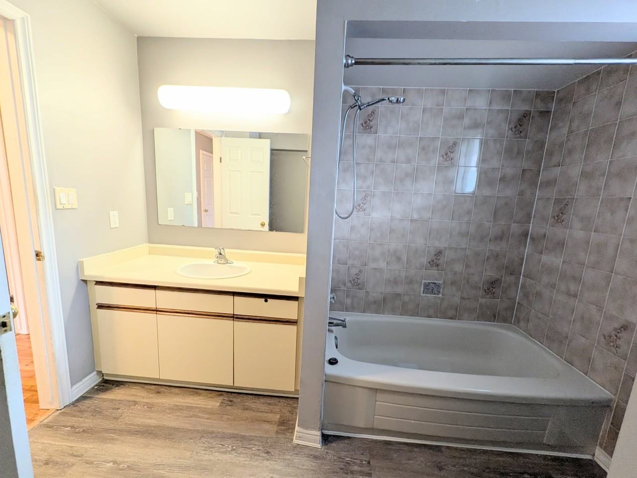7622 Chorozy Street #Main - Photo 6 of 10