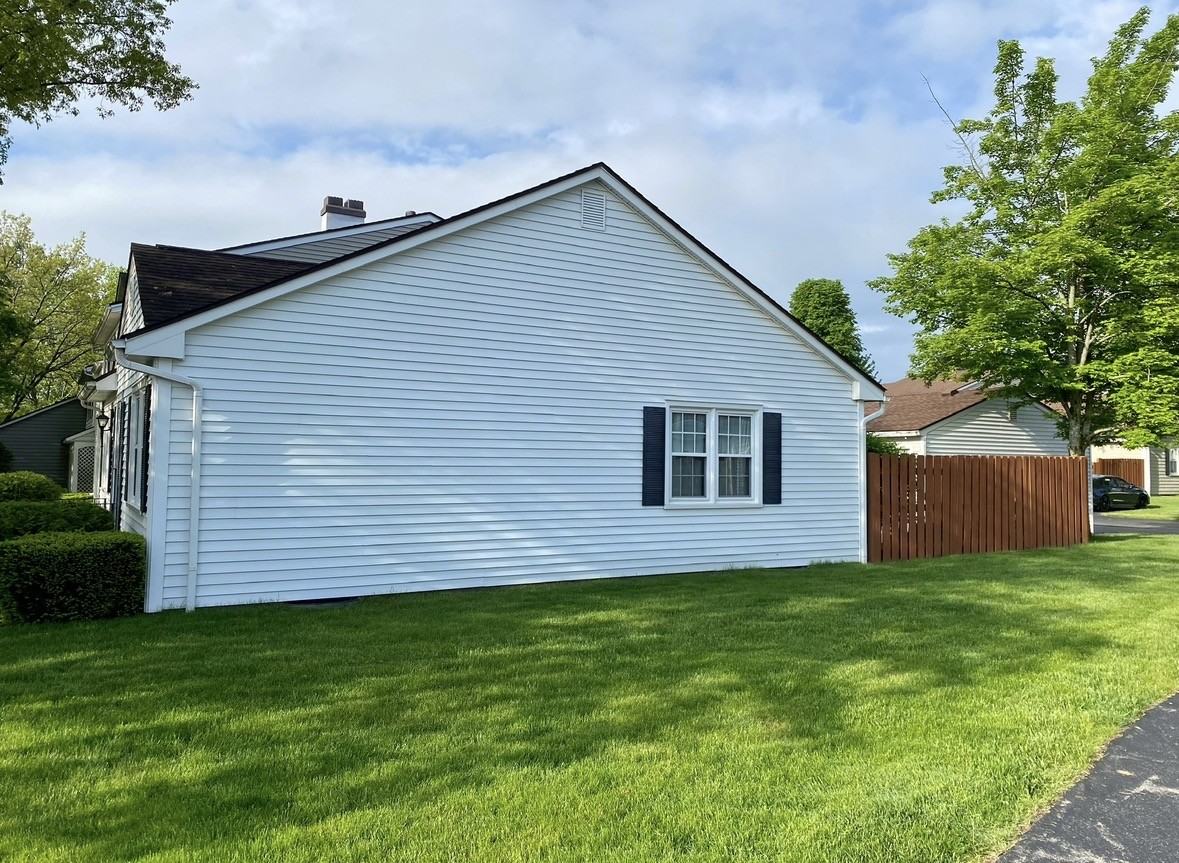118 New Wickham Dr #NA - Photo 2 of 20
