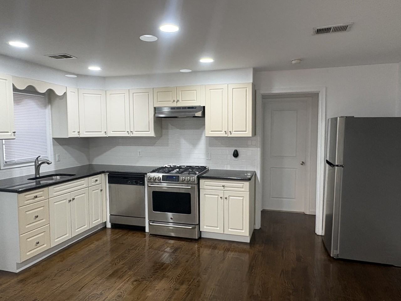 14 Houston Street - Photo 2 of 10