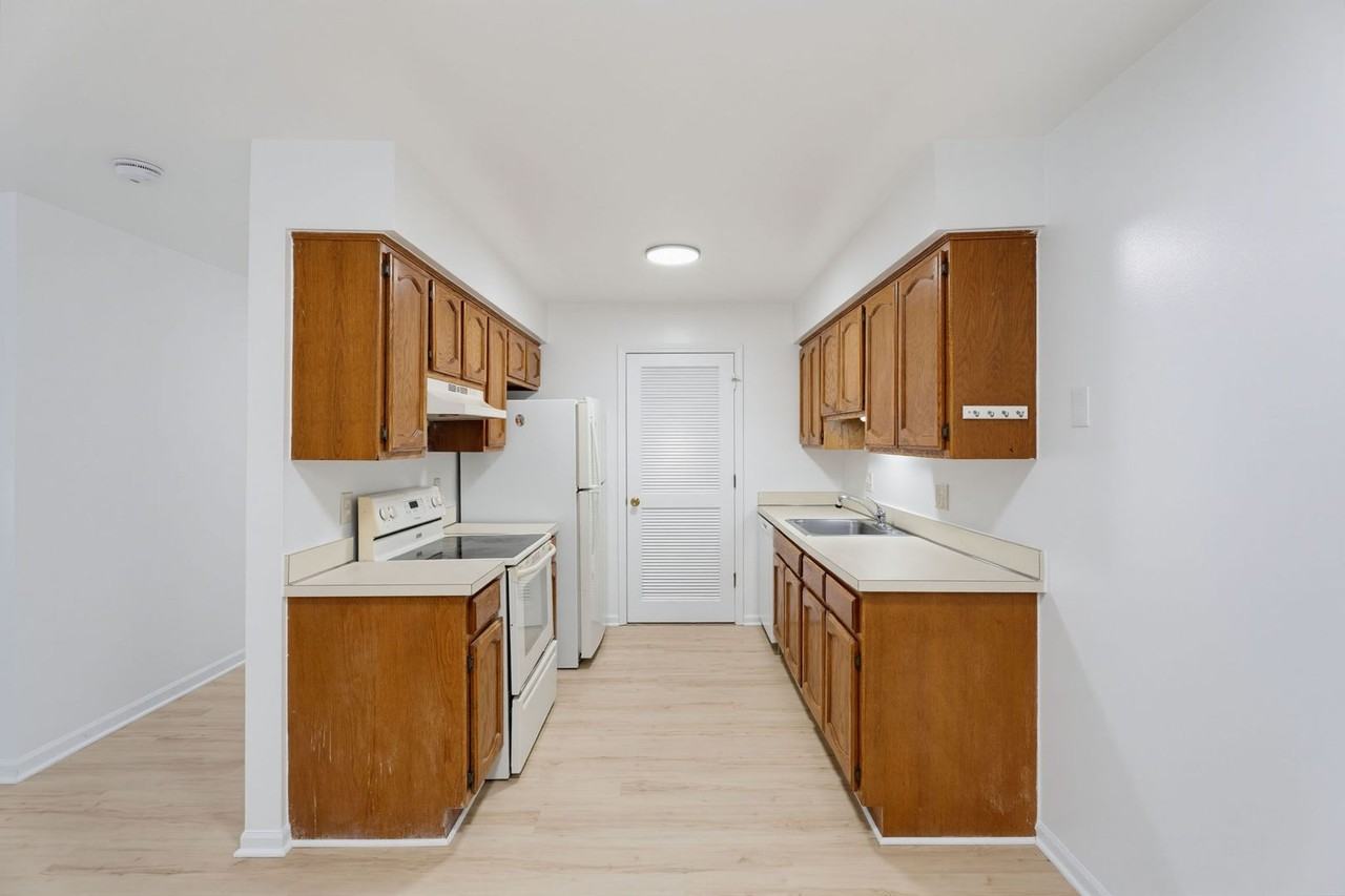 18600 Fraser Group - Photo 6 of 16