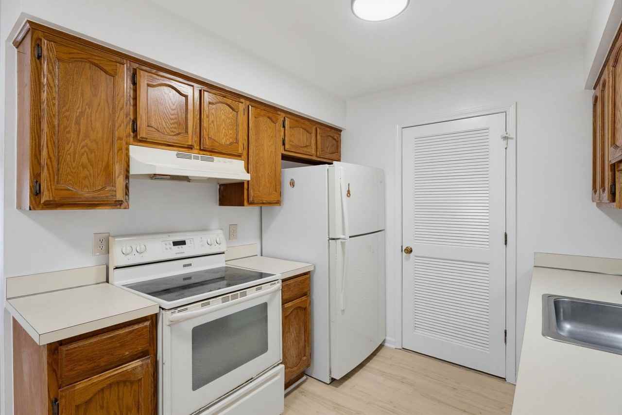 18600 Fraser Group - Photo 7 of 16