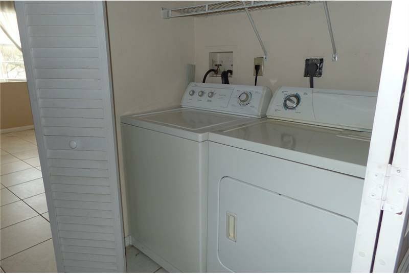 11453 Nw 42nd St #11453 - Photo 4 of 12
