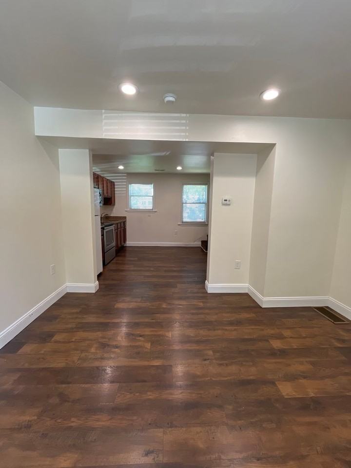 43 N 5th St - Photo 3 of 11