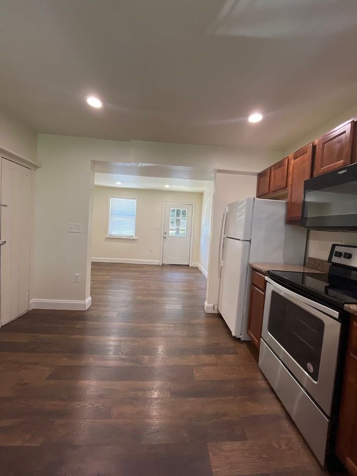 43 N 5th St - Photo 5 of 11
