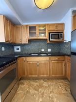 W Oakdale Ave & N Sheridan Rd - Photo 1 of 1