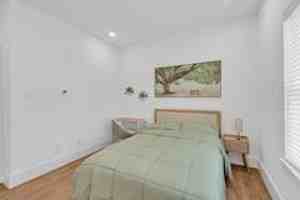 featured image of 3417 Yellowstone BlvdRoom 5 #5