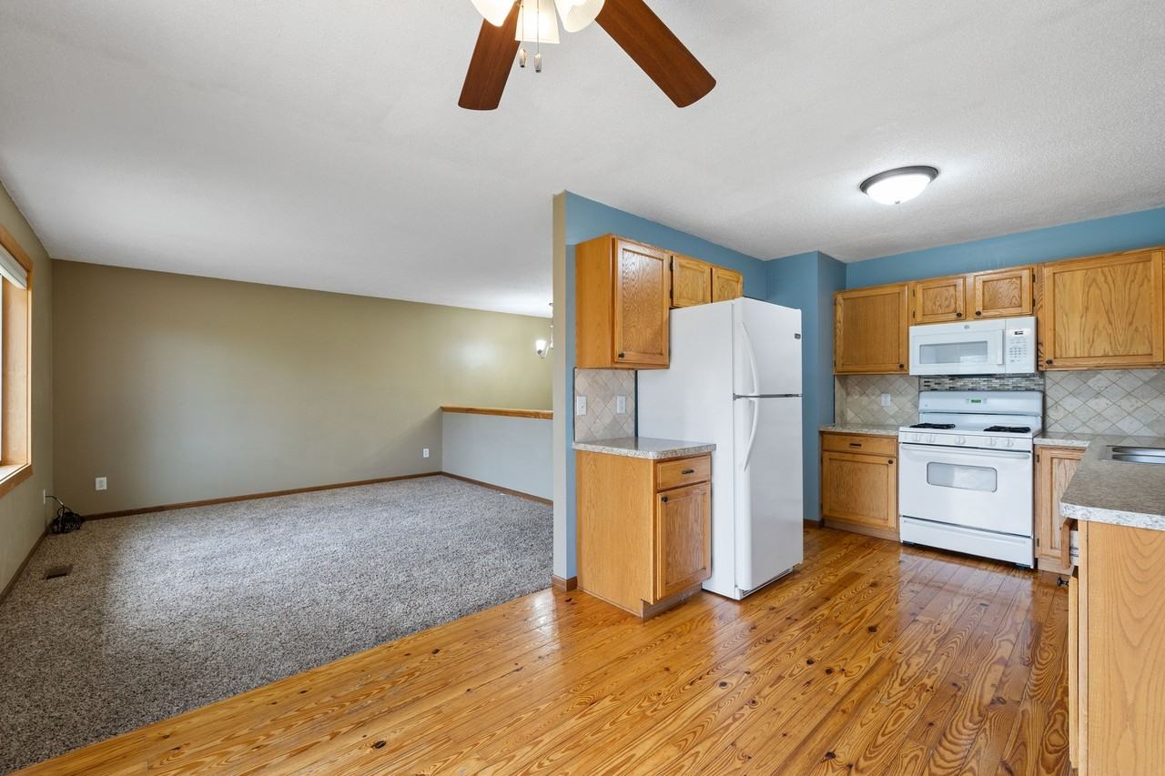 16940 Glencoe Ave #1 - Photo 7 of 22
