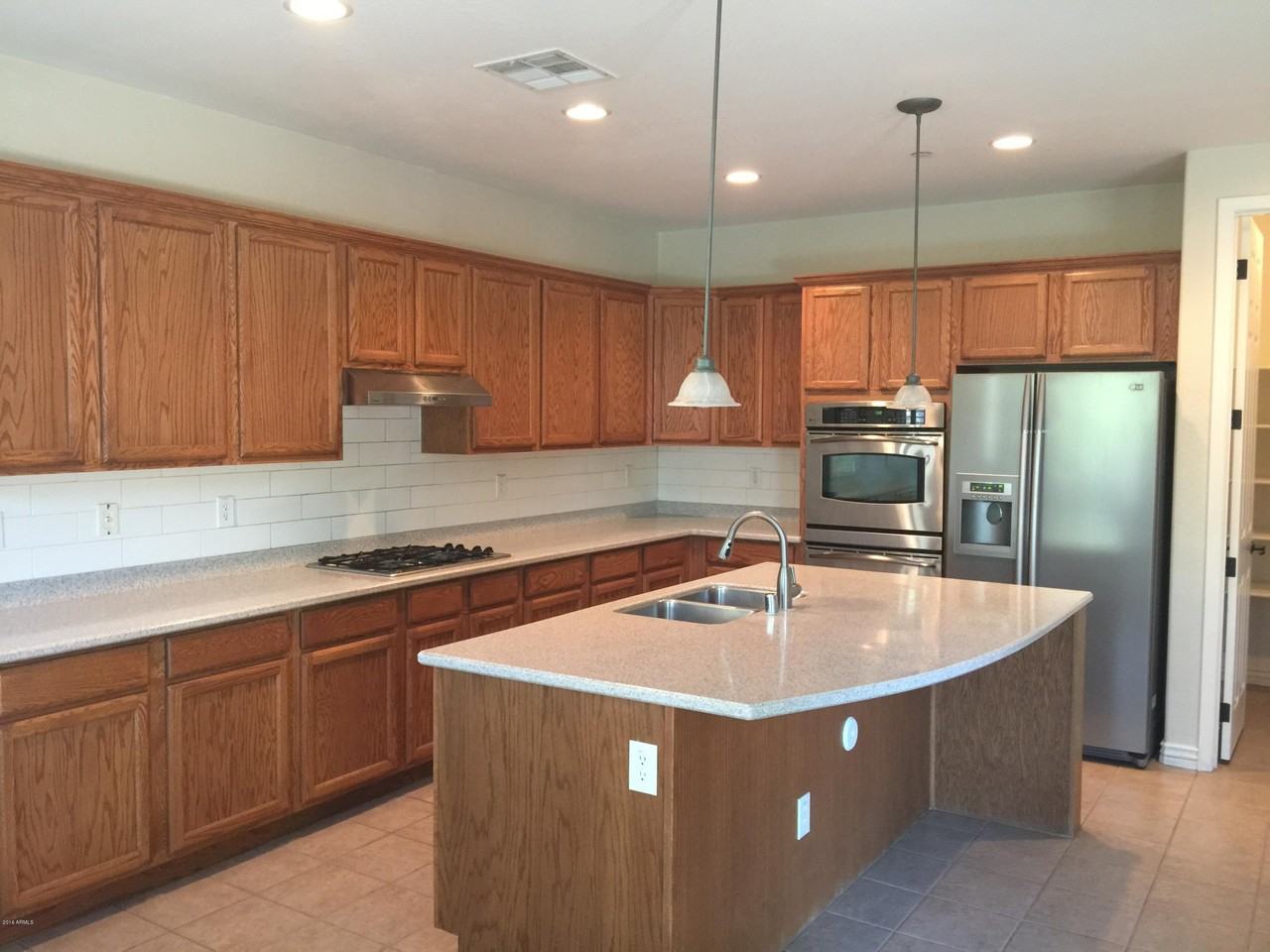 13518 W Verde Ln - Photo 3 of 15