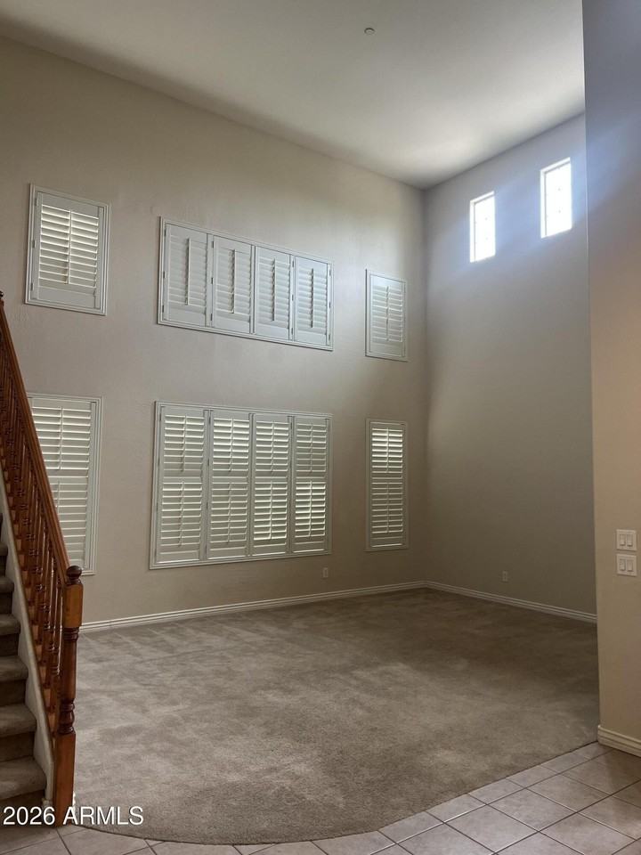 13518 W Verde Ln - Photo 7 of 15