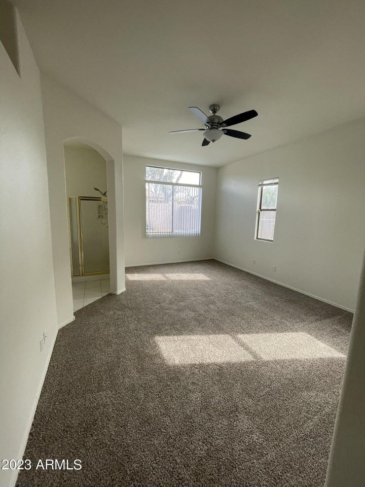 4722 E Chisum Trl - Photo 7 of 12