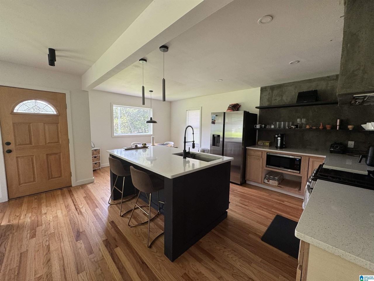801 Central Ave - Photo 6 of 16