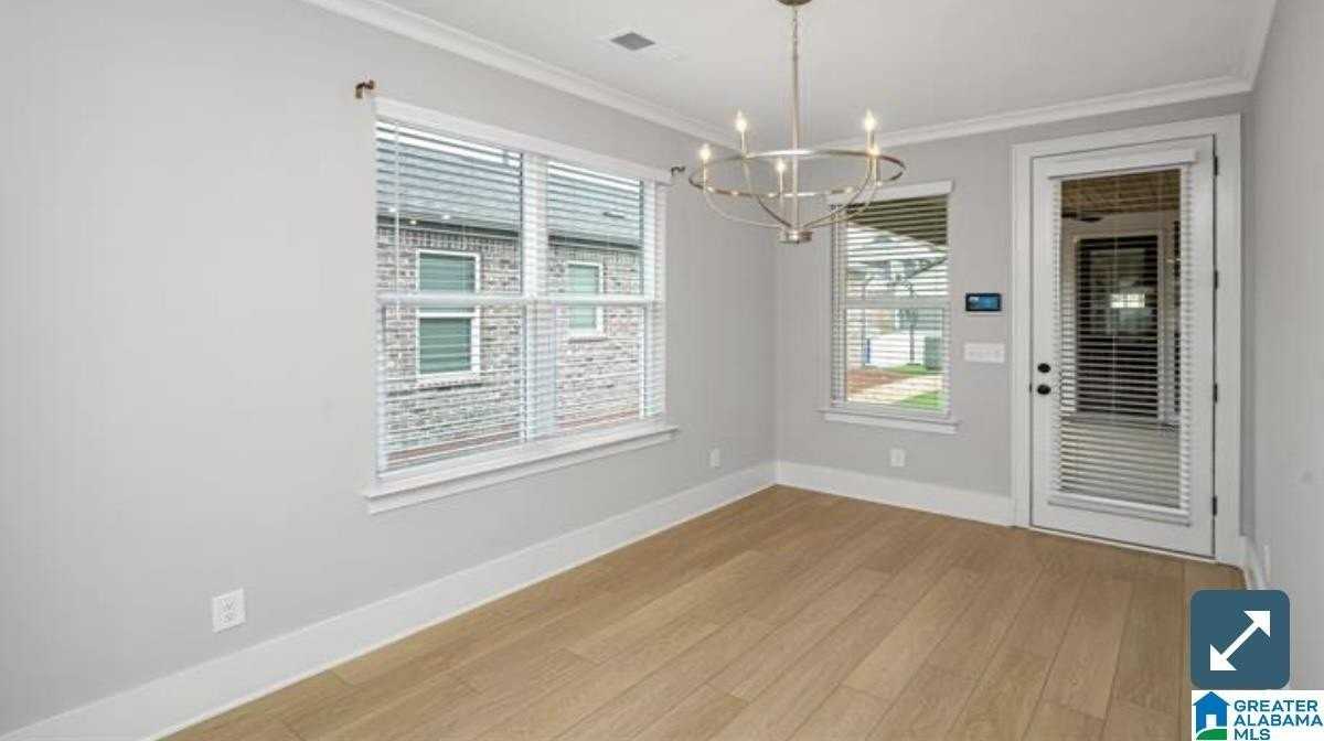1206 Lillian Ter - Photo 4 of 10