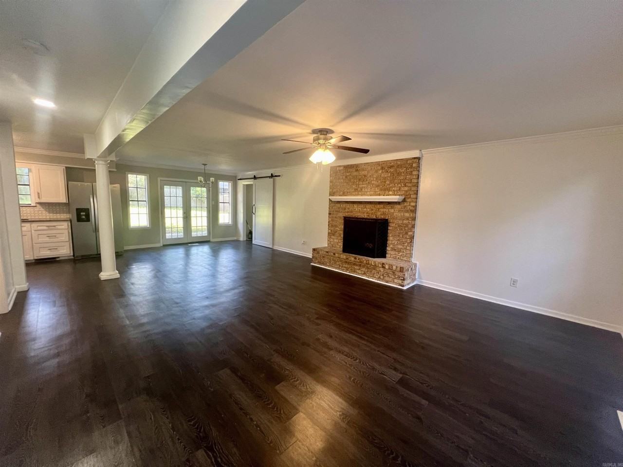 70 Kings River Rd - Photo 2 of 19