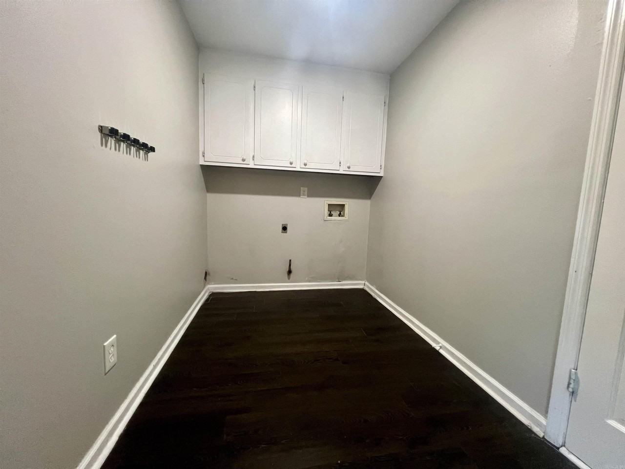 70 Kings River Rd - Photo 5 of 19