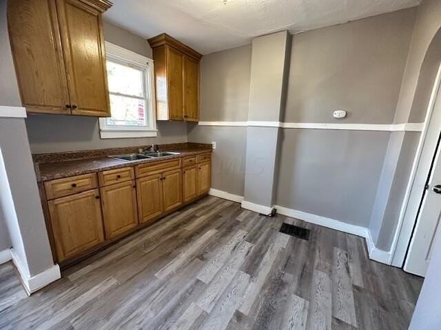 299 N Ogden Ave - Photo 3 of 10