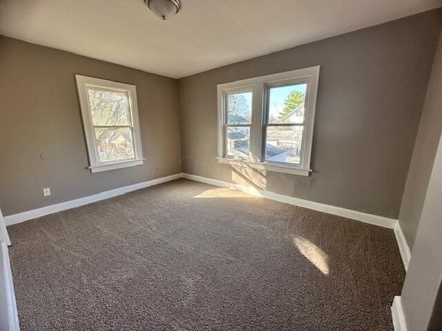 299 N Ogden Ave - Photo 5 of 10